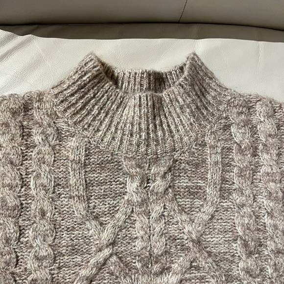 Jessica Simpson, - Picture 1 of 8